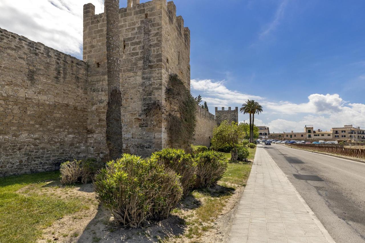 Duplex Flat In The Old Town Of Apartment Alcudia (Mallorca)